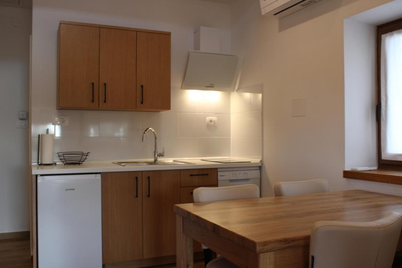 G House Hotel Dutovlje Екстериор снимка
