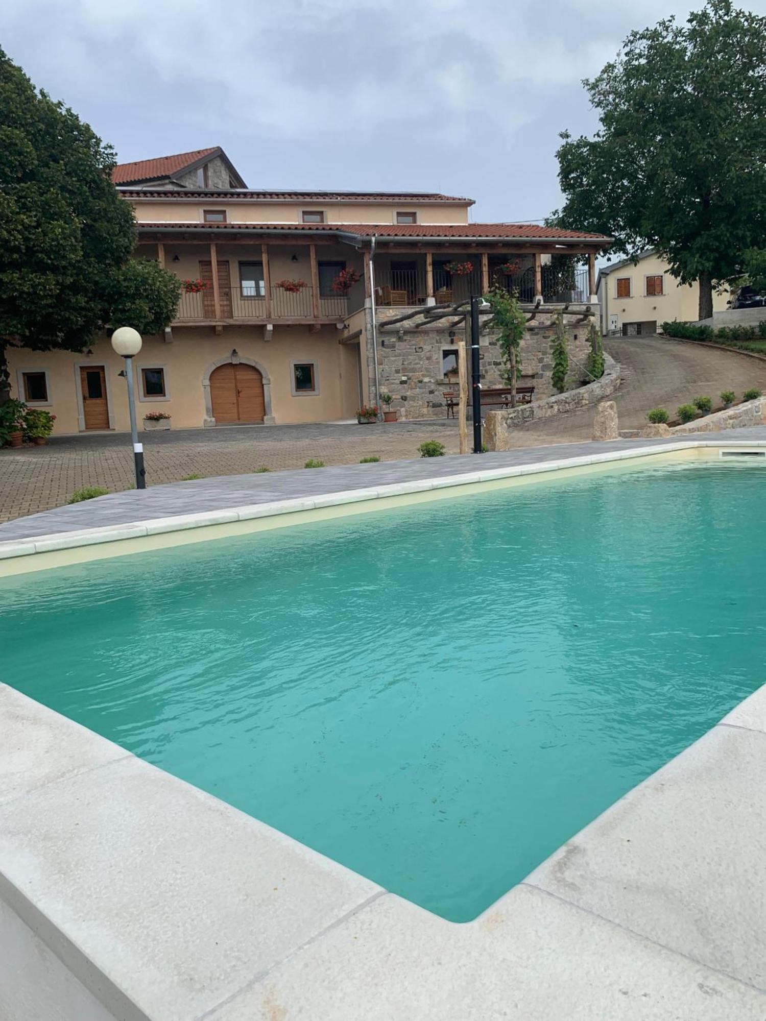 G House Hotel Dutovlje Екстериор снимка
