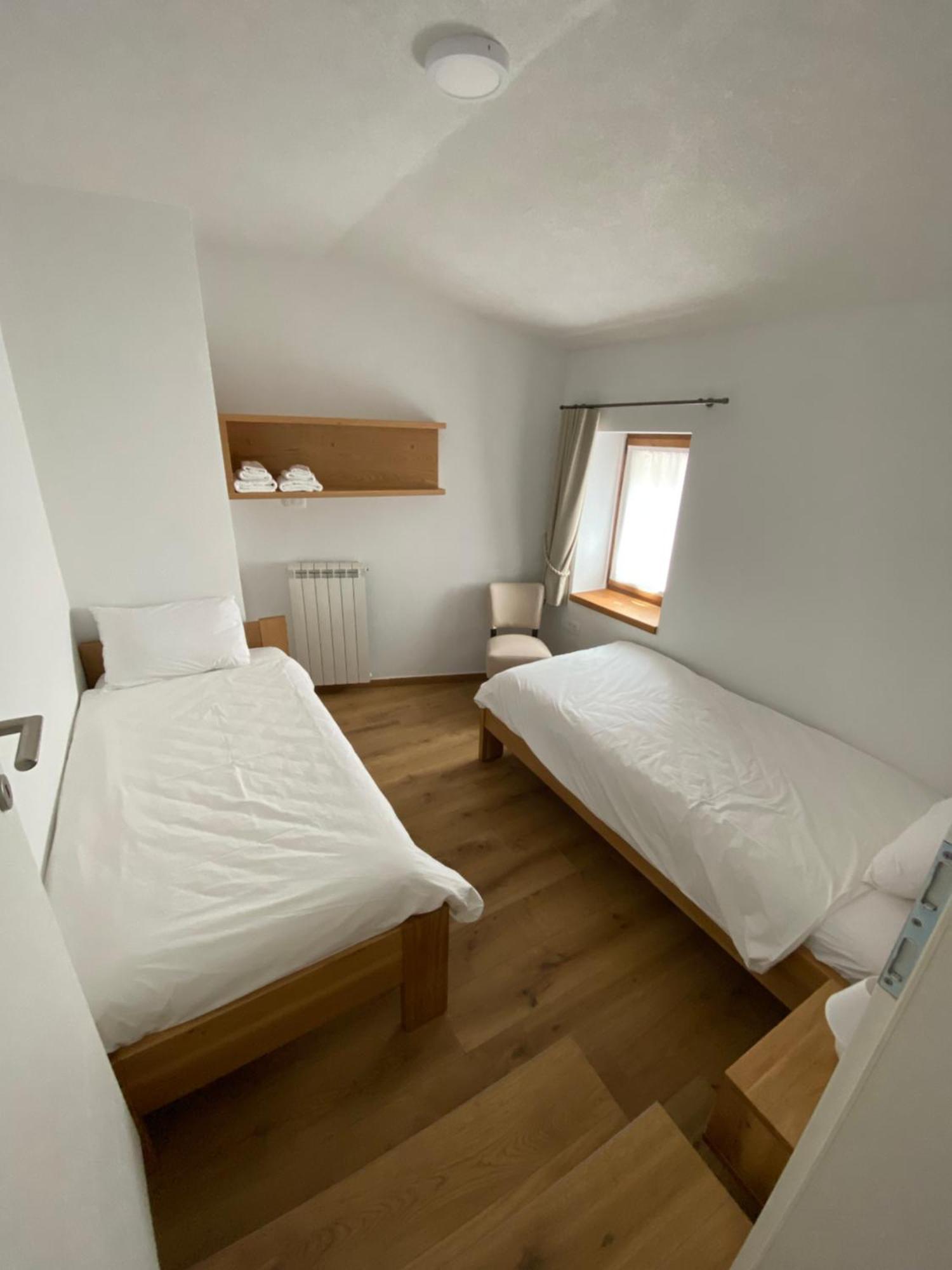 G House Hotel Dutovlje Екстериор снимка