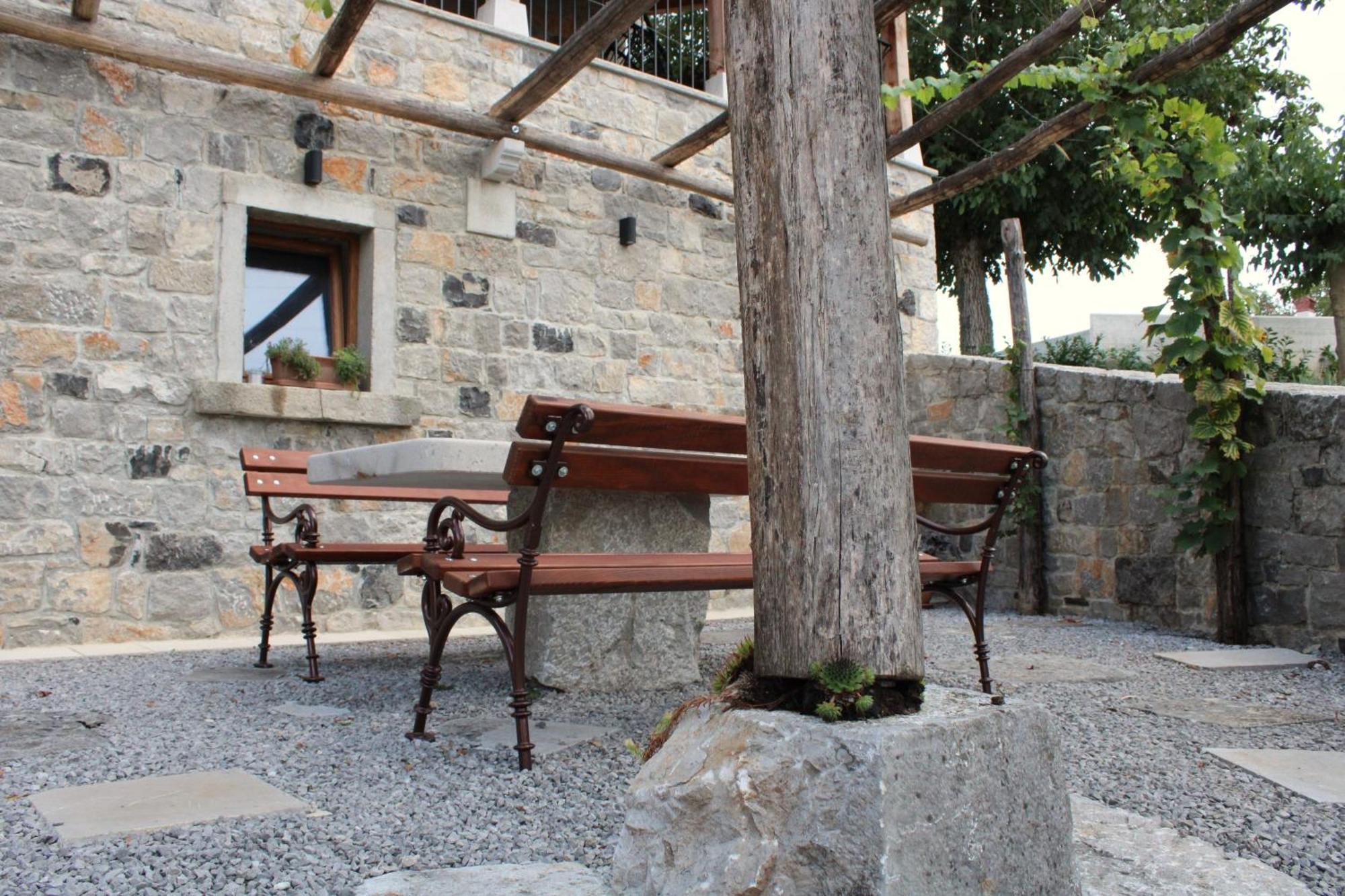 G House Hotel Dutovlje Екстериор снимка